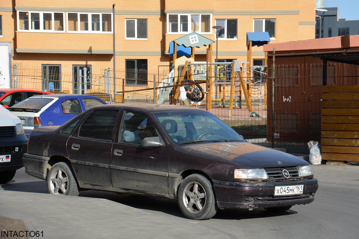 Ростовская область, № Х 045 МК 161 — Opel Vectra (A) '88-95