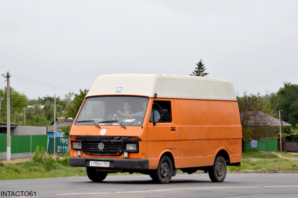 Ростовская область, № Т 795 РС 161 — Volkswagen LT '75-96