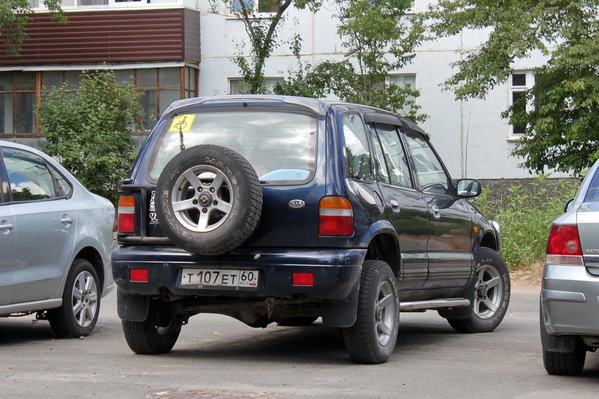 Псковская область, № Т 107 ЕТ 60 — Kia Sportage '93-04