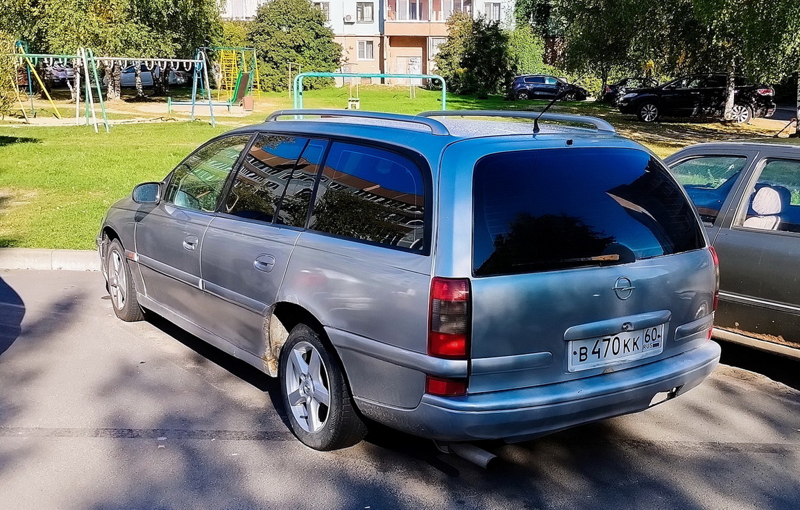 Псковская область, № В 470 КК 60 — Opel Omega (B) '94-99