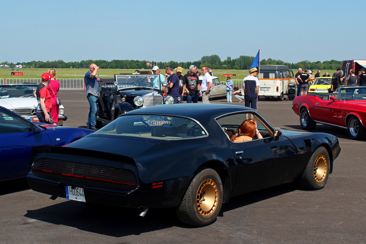 Литва, № H00644 — Pontiac Firebird (2G) '70-81; Литва — Retro mugė 2024