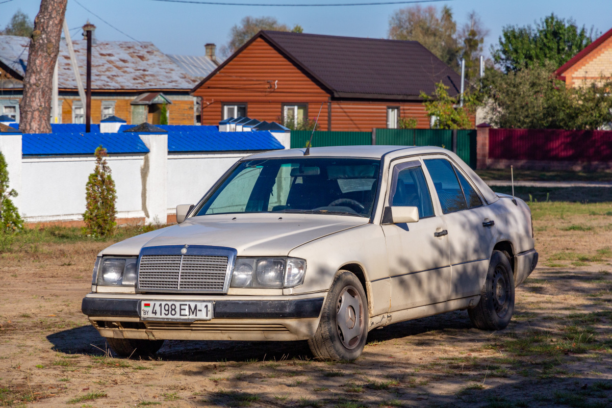 Брестская область, № 4198 EM-1 — Mercedes-Benz (W124) '84-96