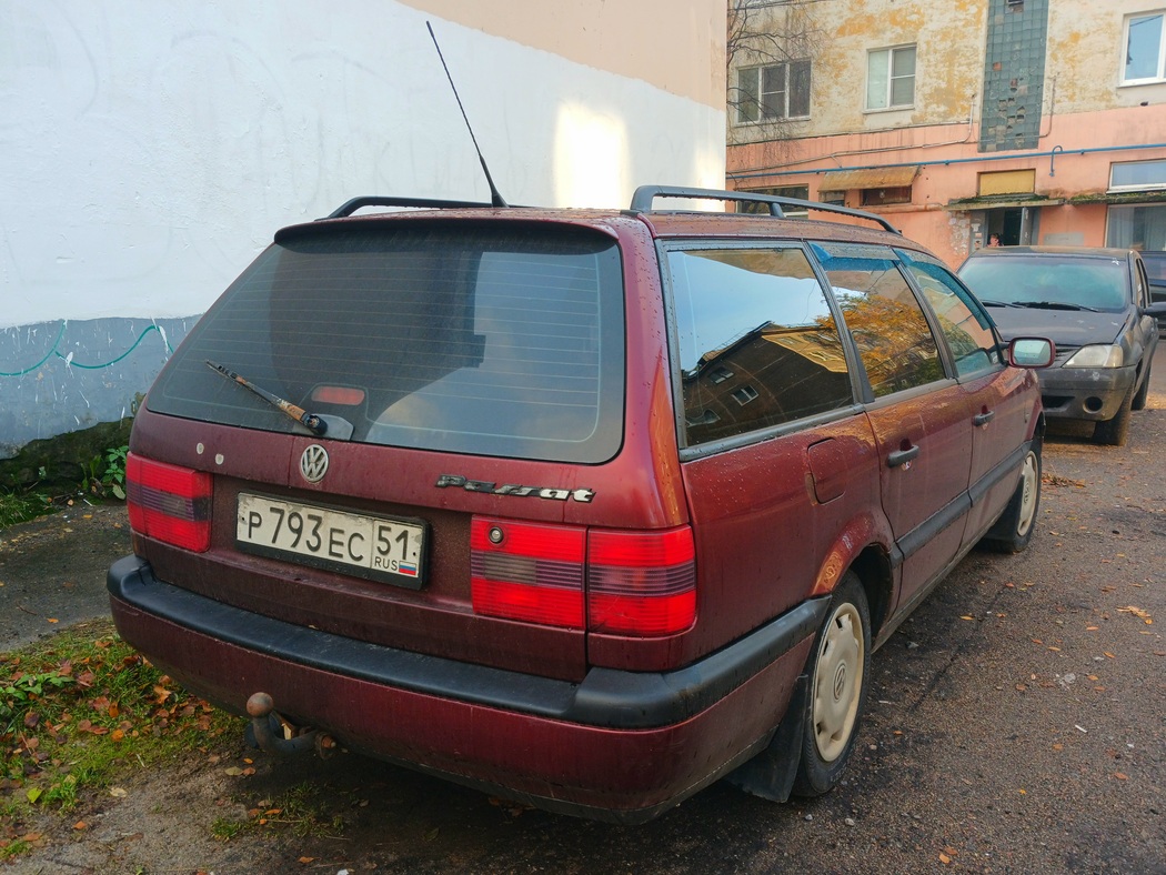 Мурманская область, № Р 793 ЕС 51 — Volkswagen Passat (B4) '93-97