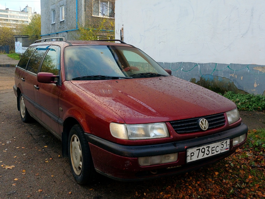 Мурманская область, № Р 793 ЕС 51 — Volkswagen Passat (B4) '93-97