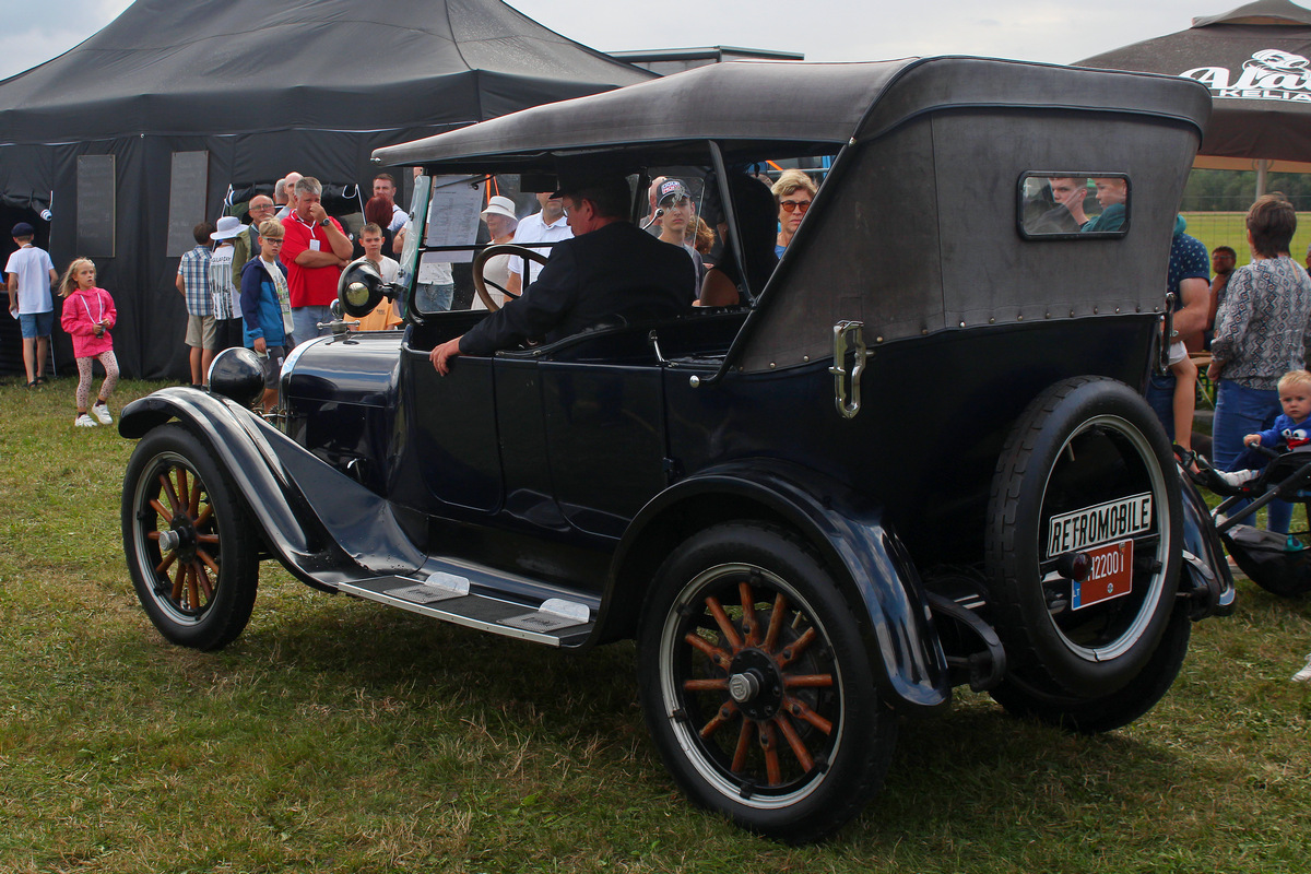 Литва, № H22001 — Dodge (Общая модель); Литва — Nesenstanti klasika 2024