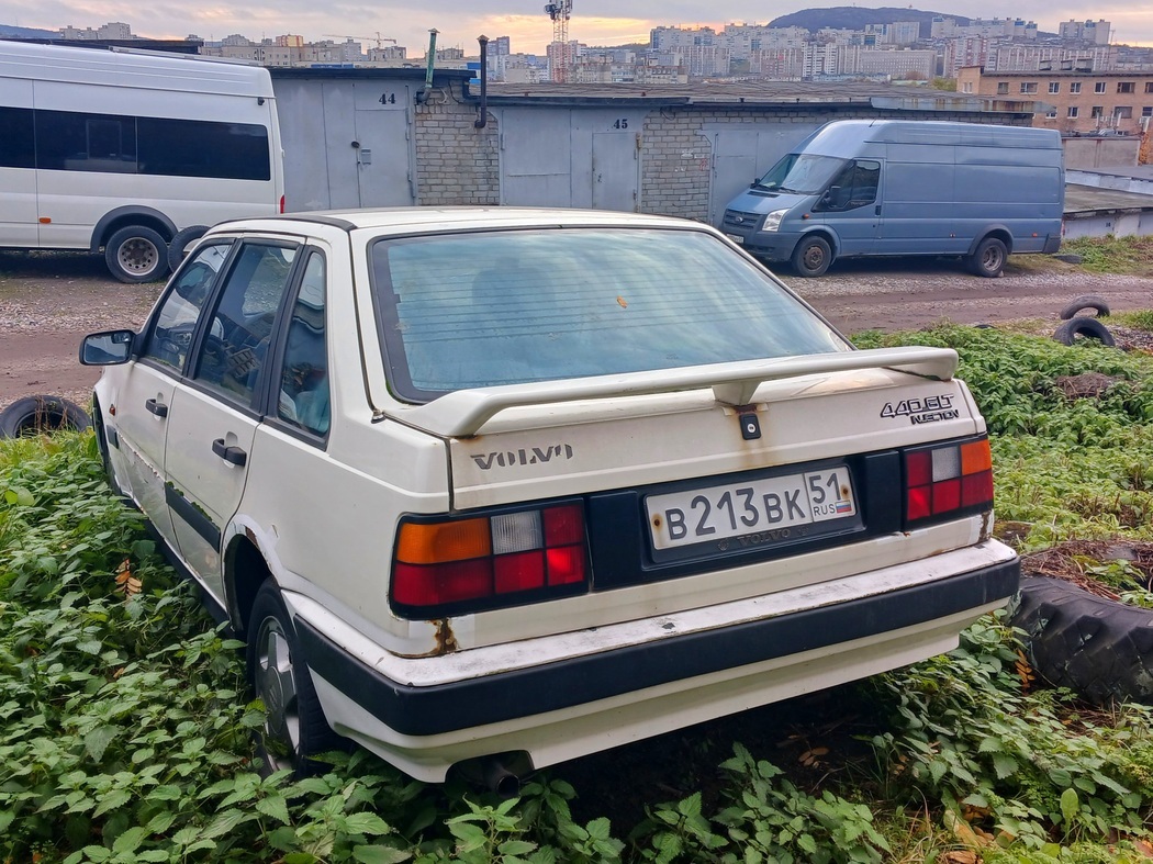 Мурманская область, № В 213 ВК 51 — Volvo 440 '87-97