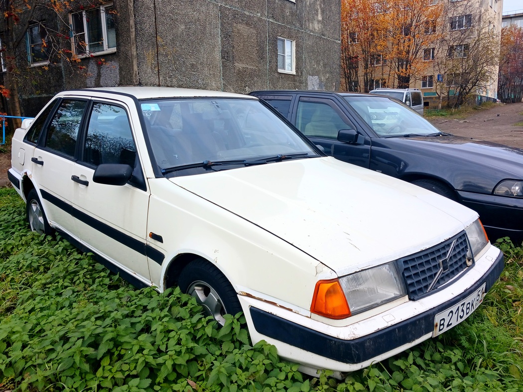 Мурманская область, № В 213 ВК 51 — Volvo 440 '87-97