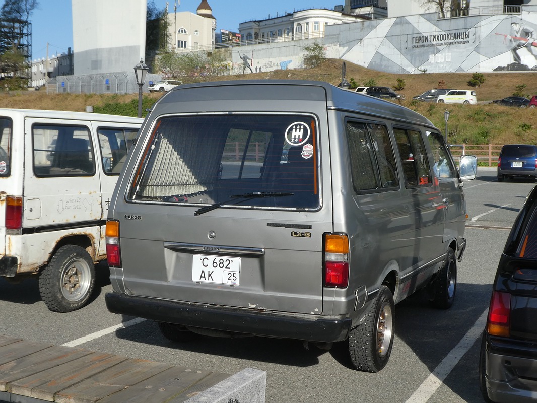 Приморский край, № С 682 АК 25 — Nissan Vanette (C120) '78–88; Приморский край — Закрытие сезона JDM Oldschool Cars (2024)