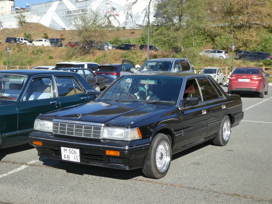 Сахалинская область, № М 506 АВ 65 — Nissan Laurel (C32) '84-93; Приморский край — Закрытие сезона JDM Oldschool Cars (2024)