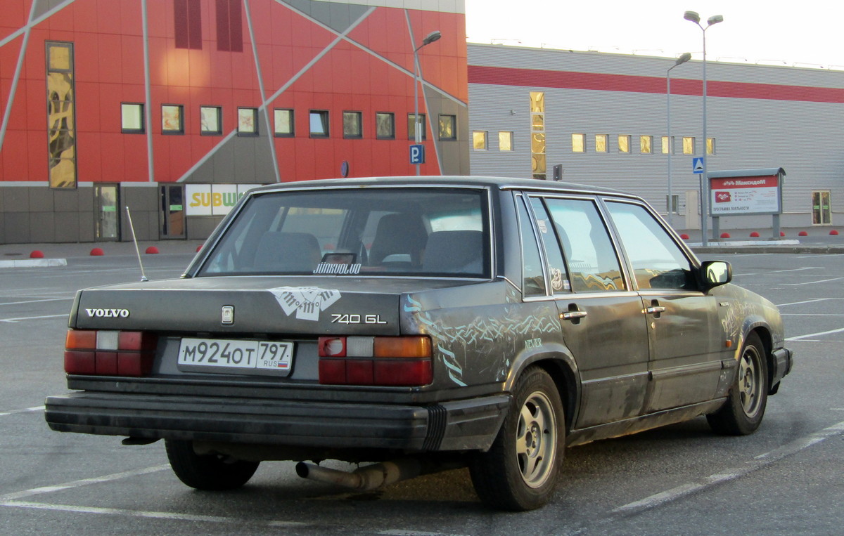 Москва, № М 924 ОТ 797 — Volvo 740 '84-92