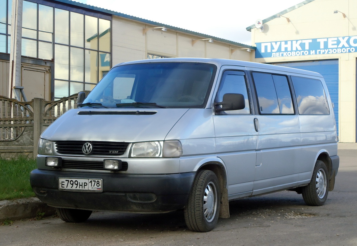 Псковская область, № Е 799 НР 178 — Volkswagen Typ 2 (T4) '90-03