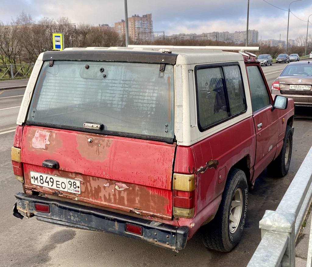 Санкт-Петербург, № М 849 ЕО 98 — Nissan Patrol (160/260) '80-02