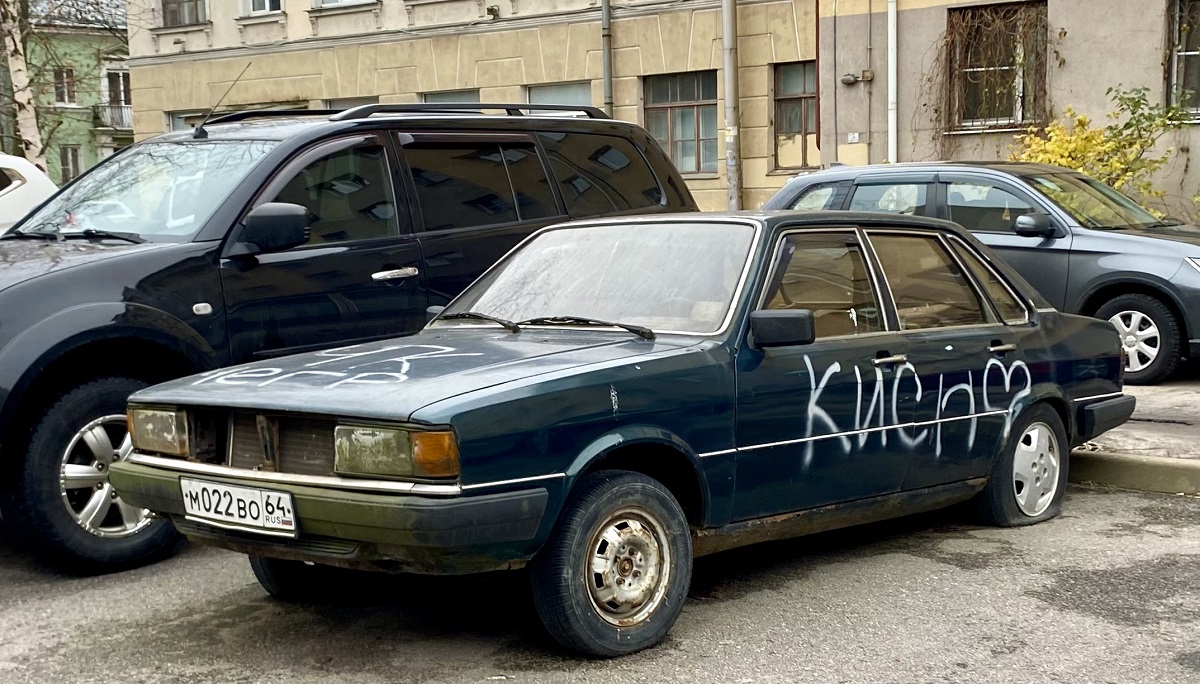 Саратовская область, № М 022 ВО 64 — Audi 80 (B2) '78-86