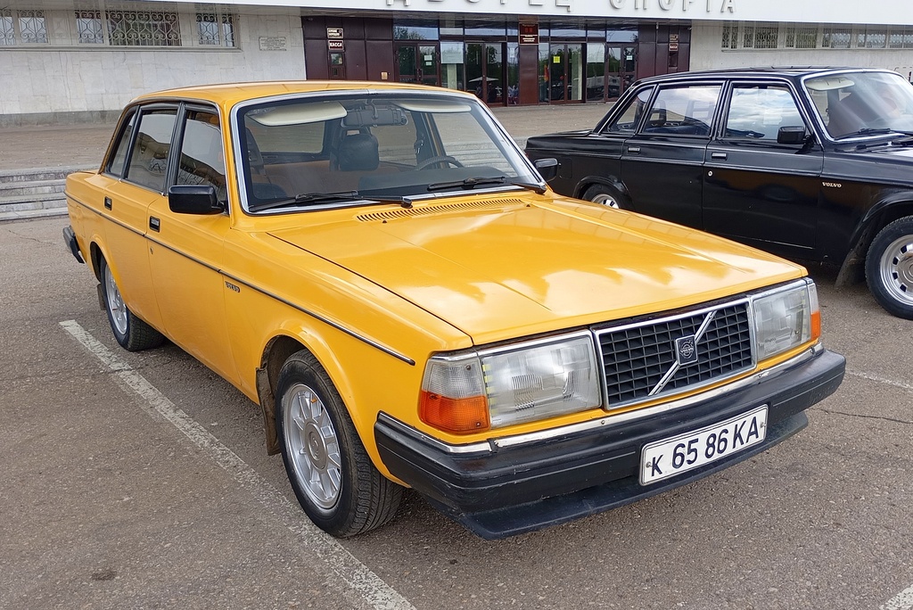 Тверская область, № К 6586 КА — Volvo 240 Series (общая модель); Тверская область — День города Твери 2024 с Ретро-клубом Калинин