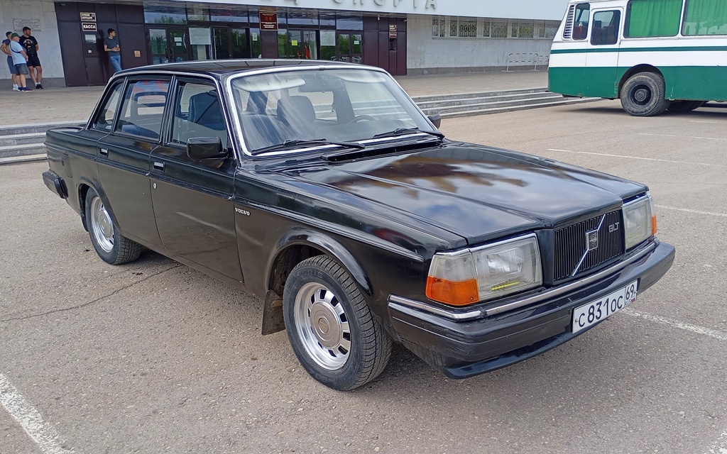 Тверская область, № С 831 ОС 69 — Volvo 240 Series (общая модель); Тверская область — День города Твери 2024 с Ретро-клубом Калинин