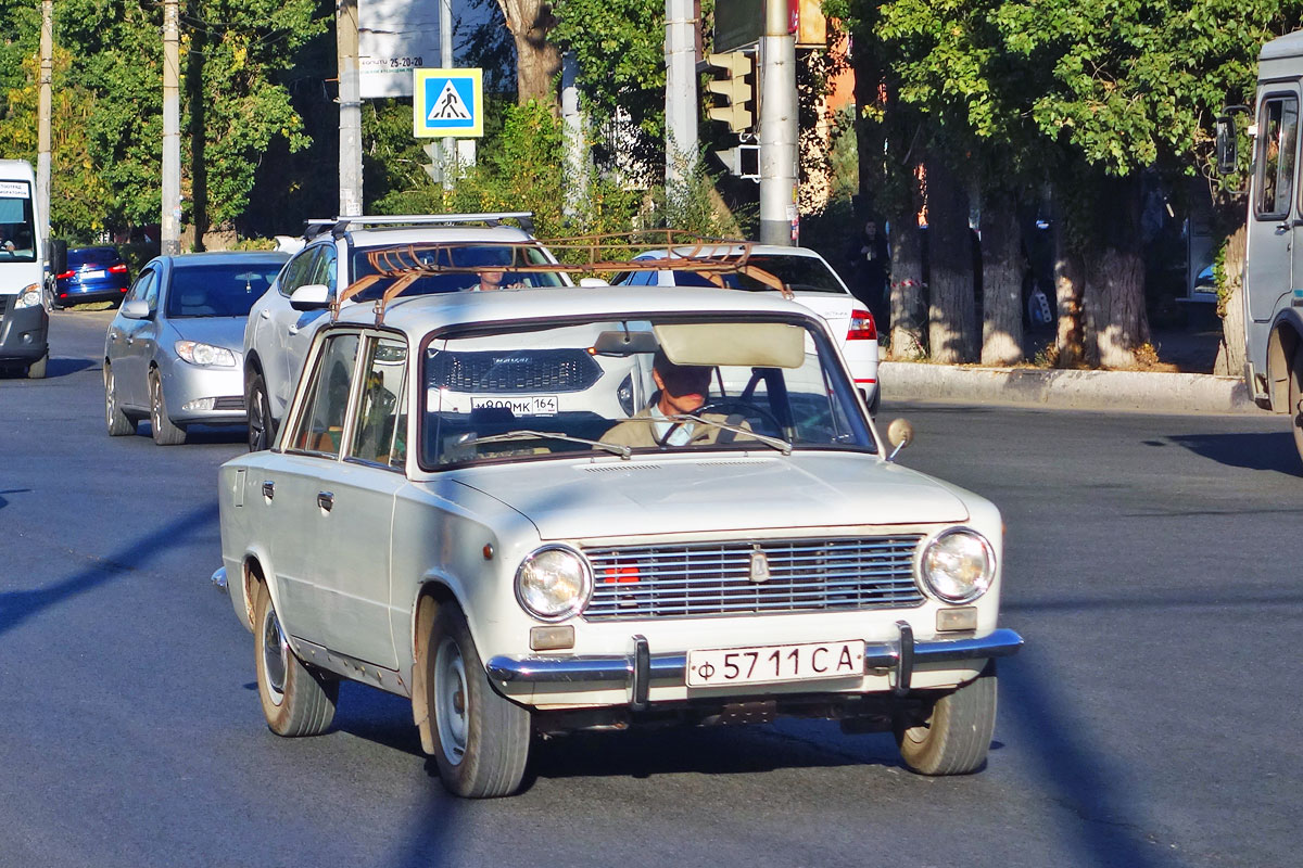 Саратовская область, № Ф 5711 СА — ВАЗ-2101 '70-83