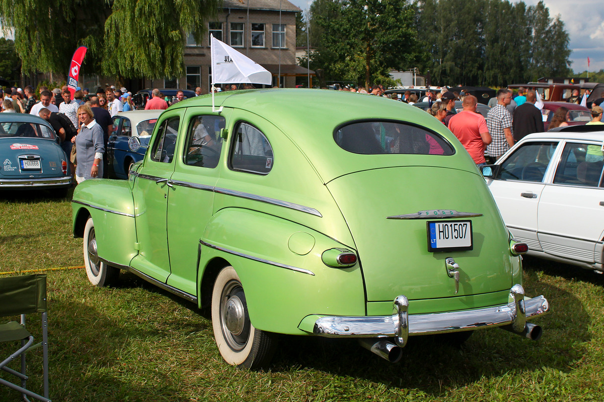 Литва, № H01507 — Ford Super Deluxe '46-48; Литва — Nesenstanti klasika 2024