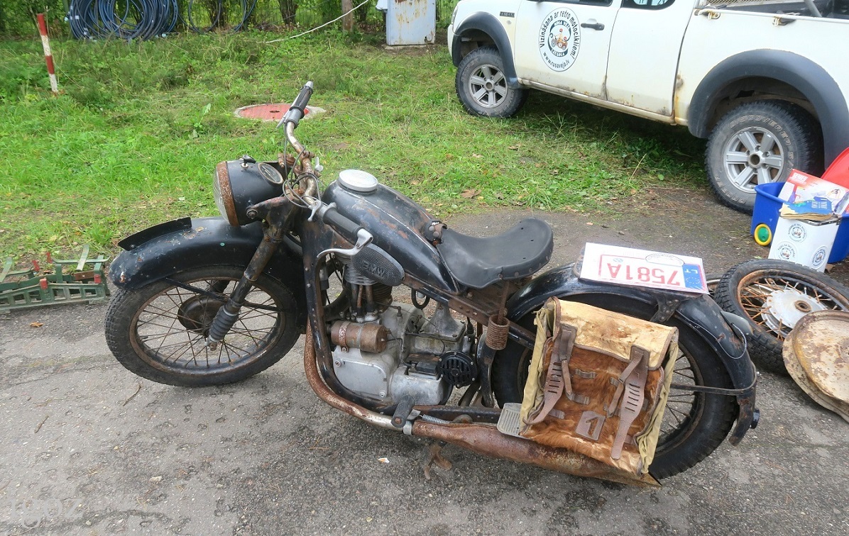 Литва, № 7581A — BMW R 35 '37-55