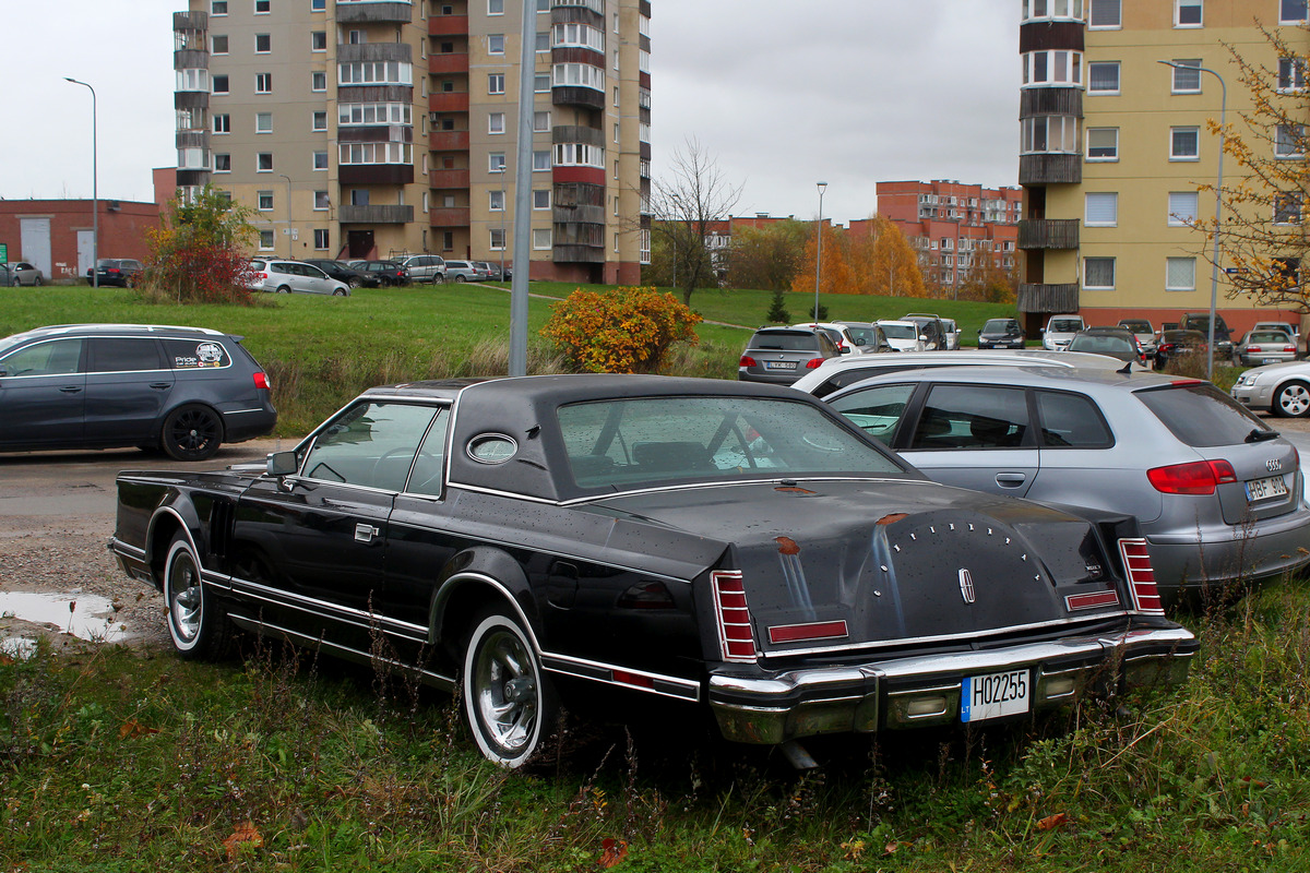 Литва, № H02255 — Lincoln Continental Mark V '77-79