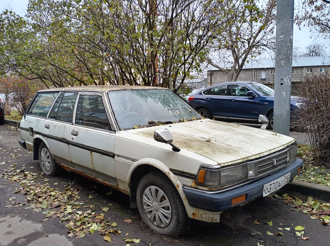 Московская область, № О 370 АС 190 — Toyota Mark II (X70) '84-97