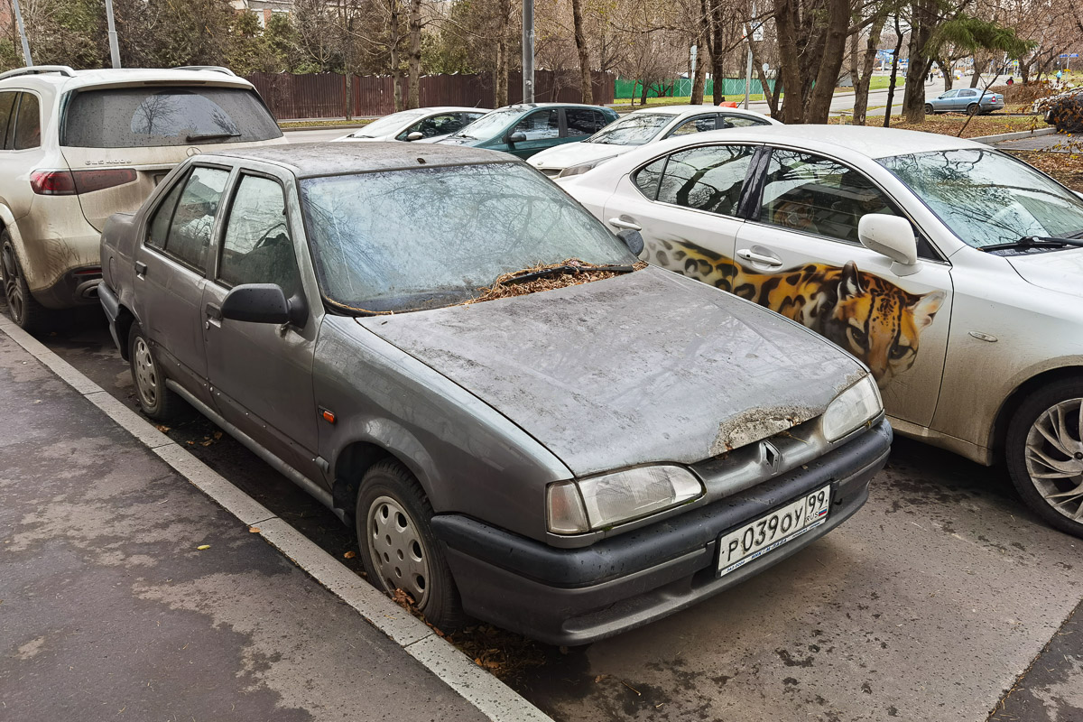 Москва, № Р 039 ОУ 99 — Renault 19 (Автофрамос) '98-00