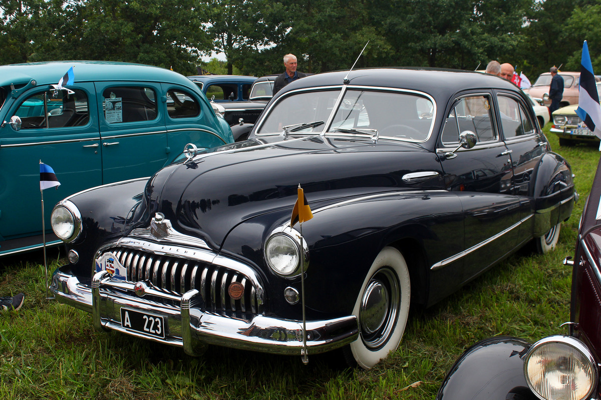 Эстония, № A 223 — Buick Super Series 50 '46-48; Литва — Baltijos kelias 35