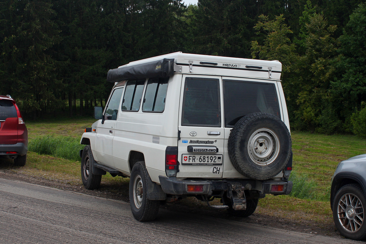 Швейцария, № FR-68192 — Toyota Land Cruiser (J70) '84-07