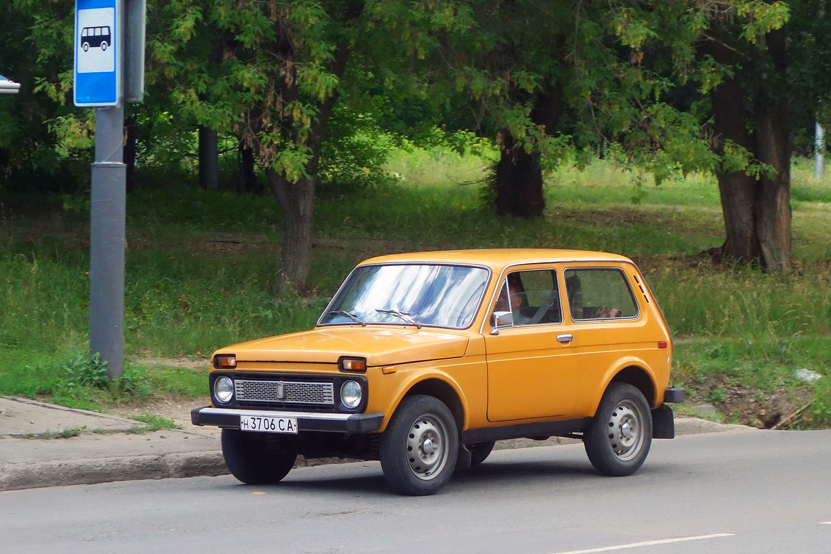 Саратовская область, № Н 3706 СА — ВАЗ-2121 '77-94