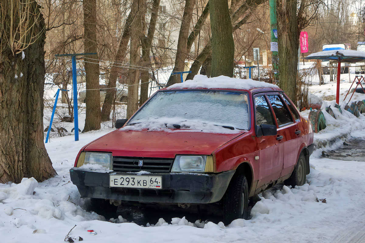 Саратовская область, № Е 293 КВ 64 — ВАЗ-21099 '90-04