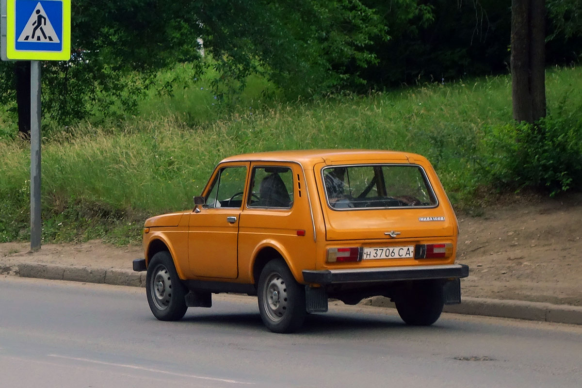 Саратовская область, № Н 3706 СА — ВАЗ-2121 '77-94