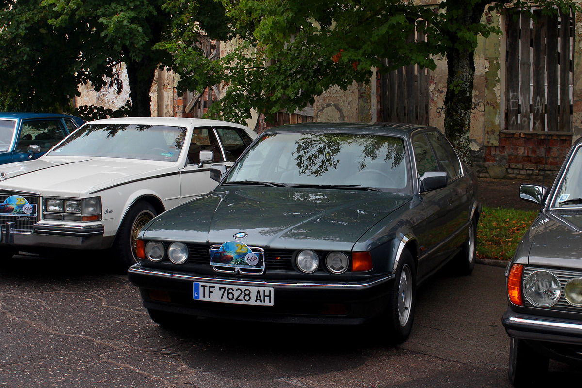 Испания, № TF 7628 AH — BMW 7 Series (E32) '86-94; Латвия — Retro Jūrmala 25