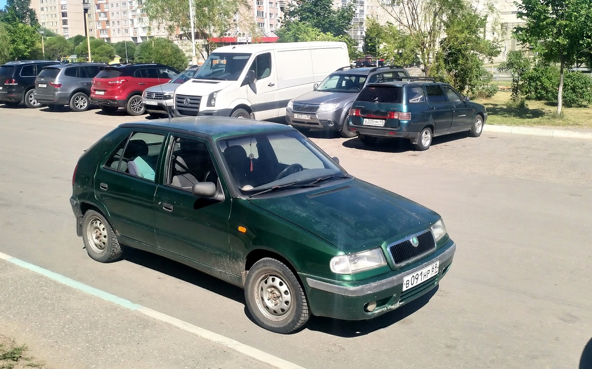 Тверская область, № В 091 НР 69 — Škoda Felicia (Typ 781, 791) '94-01