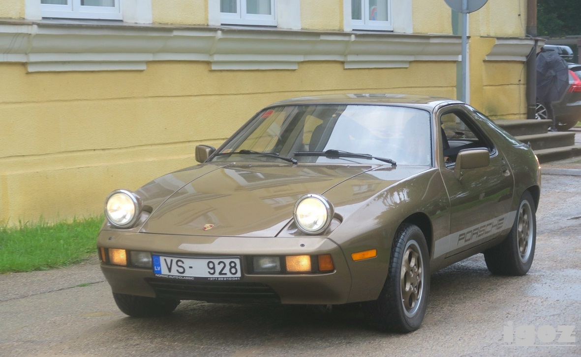 Латвия, № VS-928 — Porsche 928 '77-95