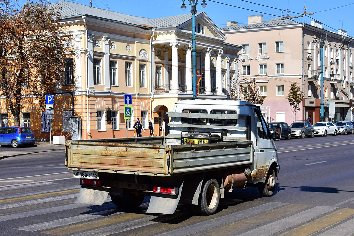 Воронежская область, № О 018 ВС 136 — ГАЗ-3302 ГАЗель '94-03