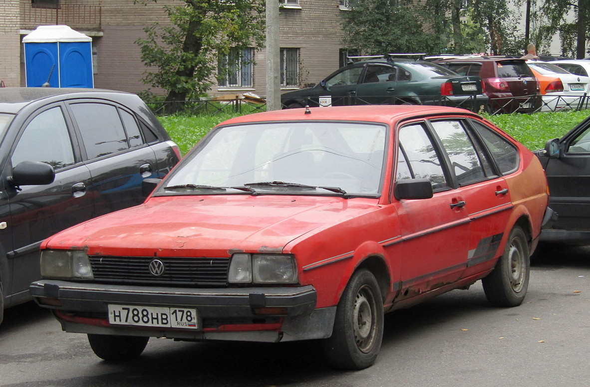 Санкт-Петербург, № Н 788 НВ 178 — Volkswagen Passat (B2) '80-88