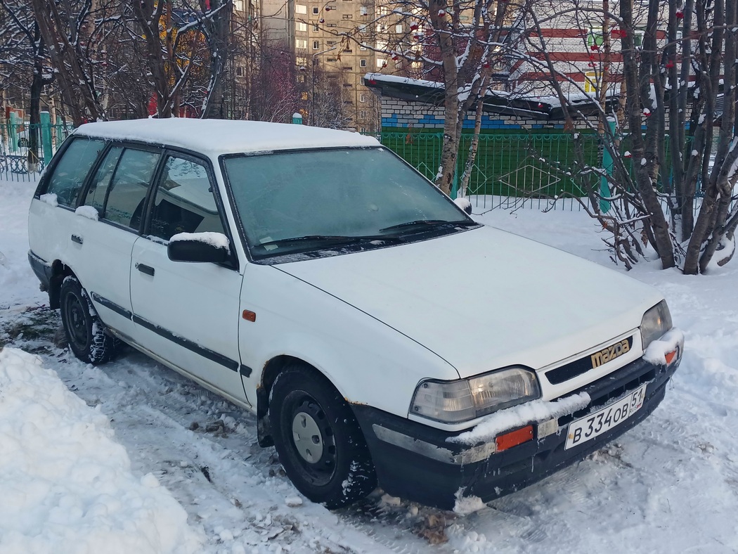 Мурманская область, № В 334 ОВ 51 — Mazda 323 (BF) '86-94