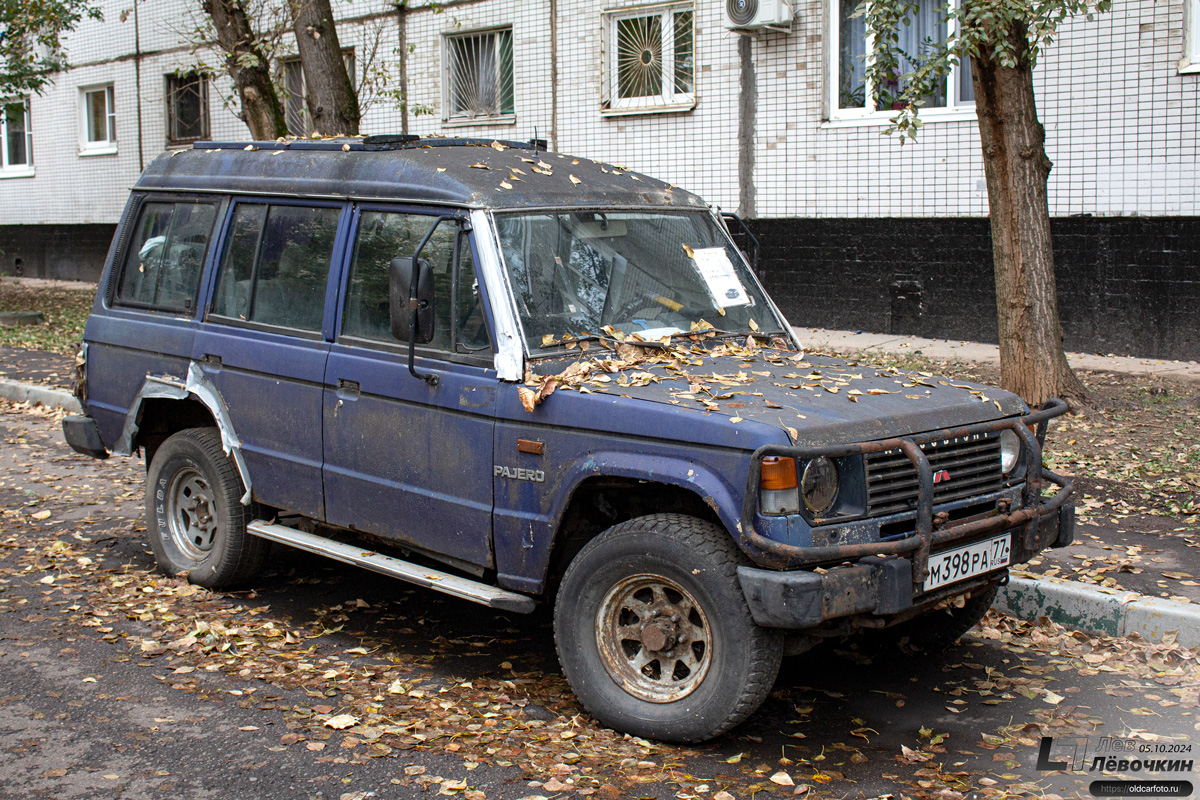 Москва, № М 398 РА 77 — Mitsubishi Pajero (1G) '82-91