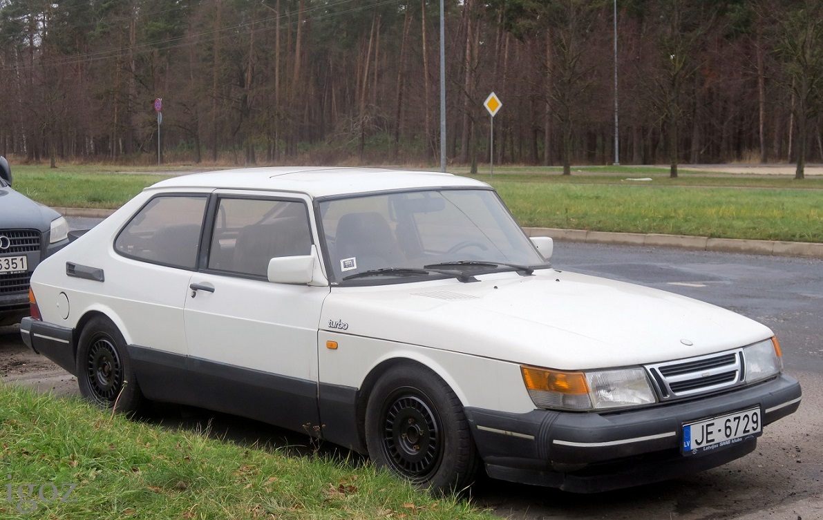 Латвия, № JE-6729 — Saab 900 '78-93