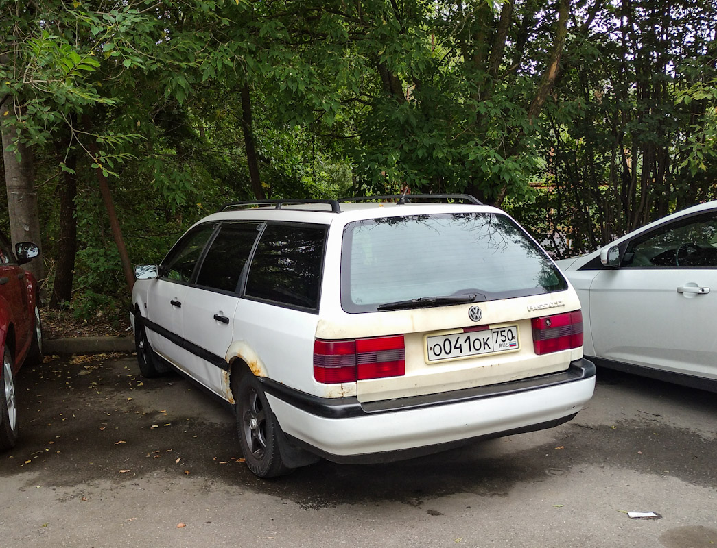 Московская область, № О 041 ОК 750 — Volkswagen Passat (B4) '93-97