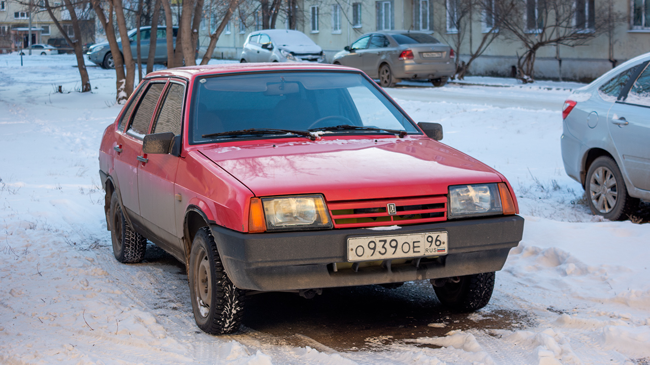 Свердловская область, № О 939 ОЕ 96 — ВАЗ-21099 '90-04