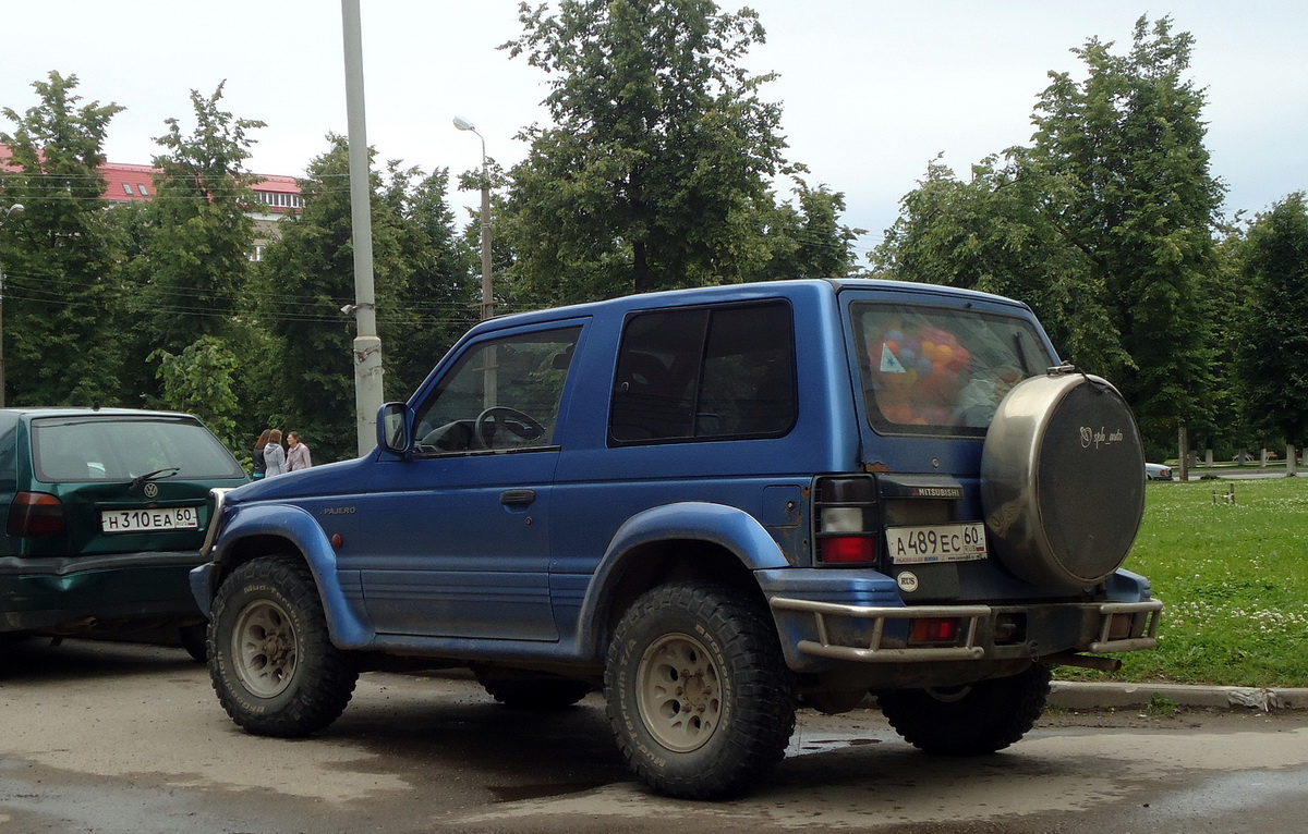 Псковская область, № А 489 ЕС 60 — Mitsubishi Pajero (2G) '91-97