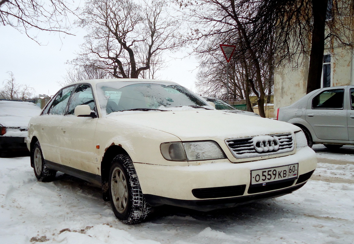 Псковская область, № О 559 КВ 60 — Audi A6 (C4) '94–97