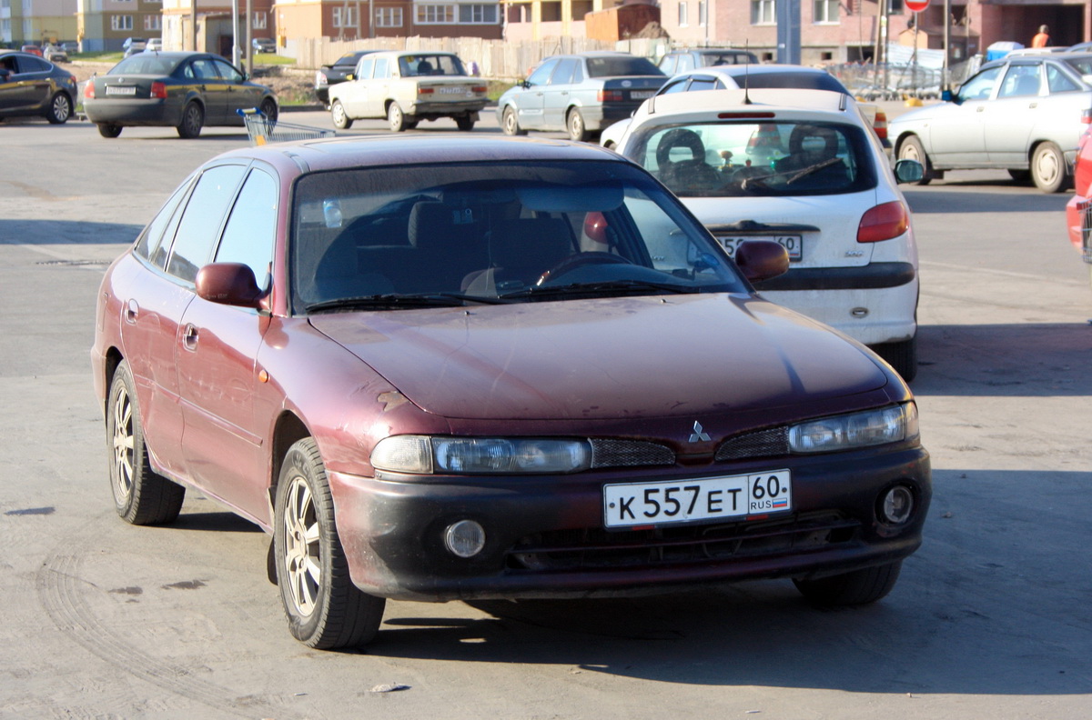 Псковская область, № К 557 ЕТ 60 — Mitsubishi Galant (7G) '92-98