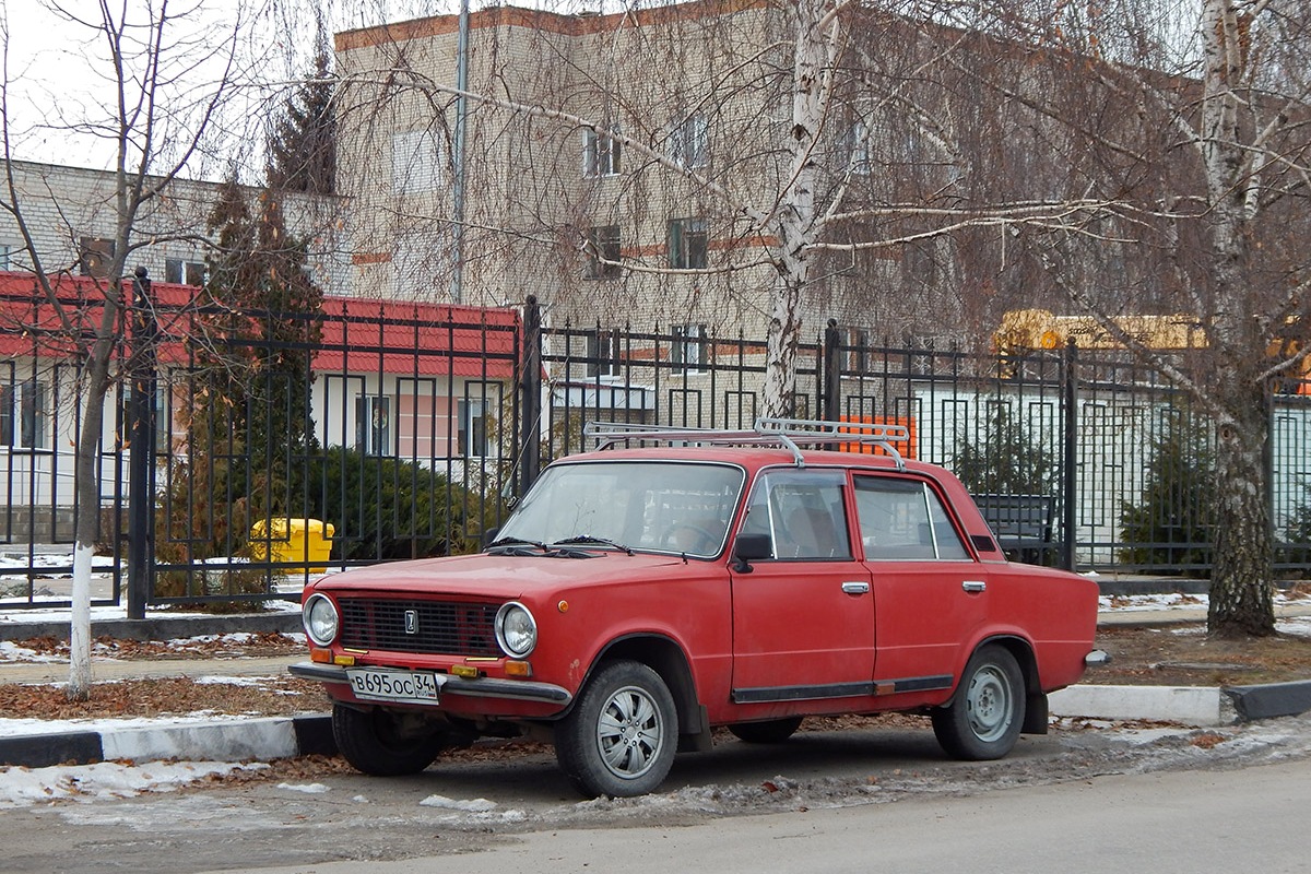 Волгоградская область, № В 695 ОС 34 — ВАЗ-21013 '77-88