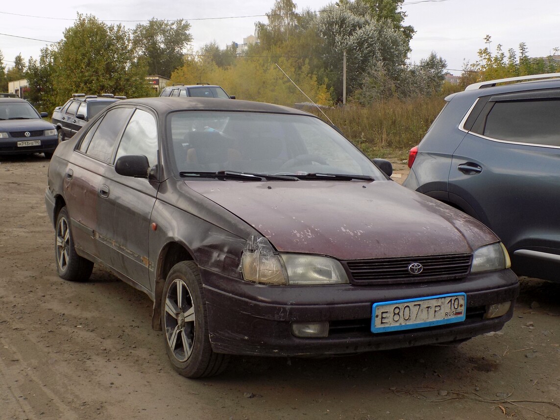 Карелия, № Е 807 ТР 10 — Toyota Carina E (T190) '92–97