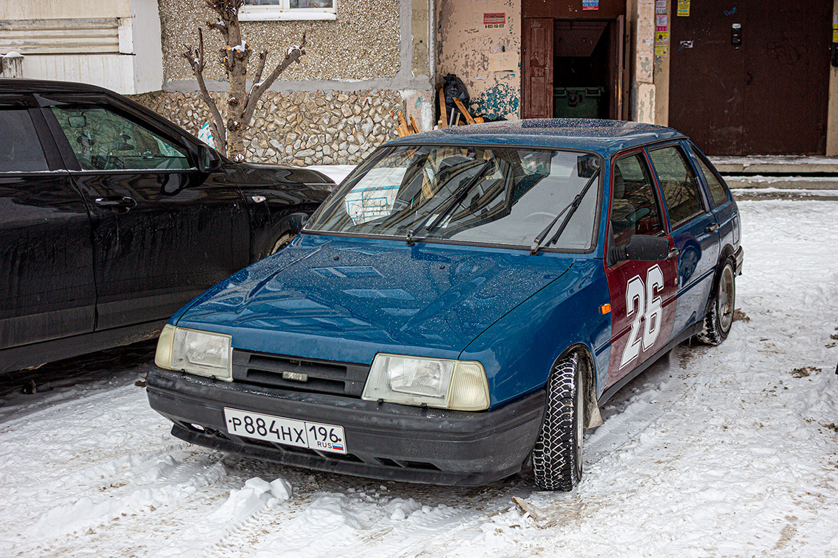 Свердловская область, № Р 884 НХ 196 — Иж-2126-030 '98-05