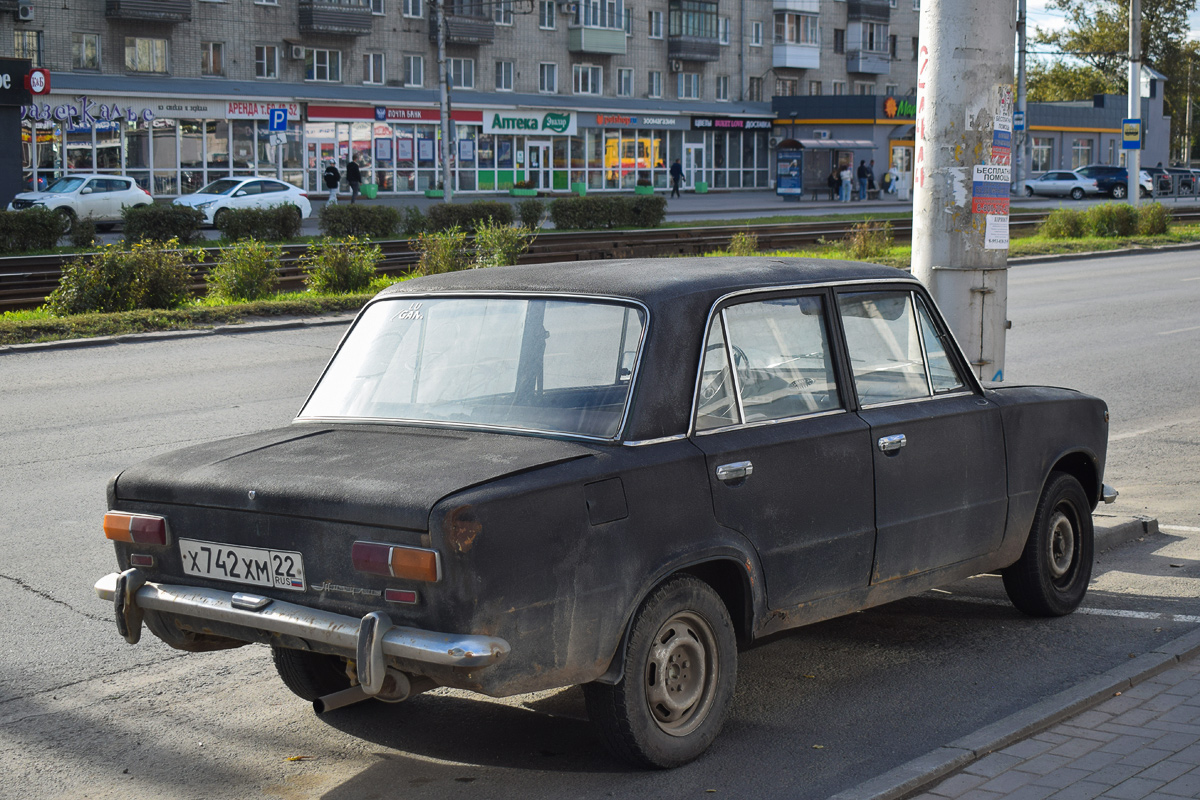 Алтайский край, № Х 742 ХМ 22 — ВАЗ-2101 '70-83