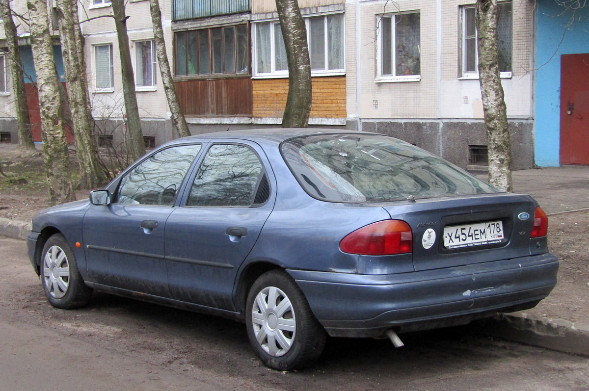 Санкт-Петербург, № Х 454 ЕМ 178 — Ford Mondeo (1G) '92-96