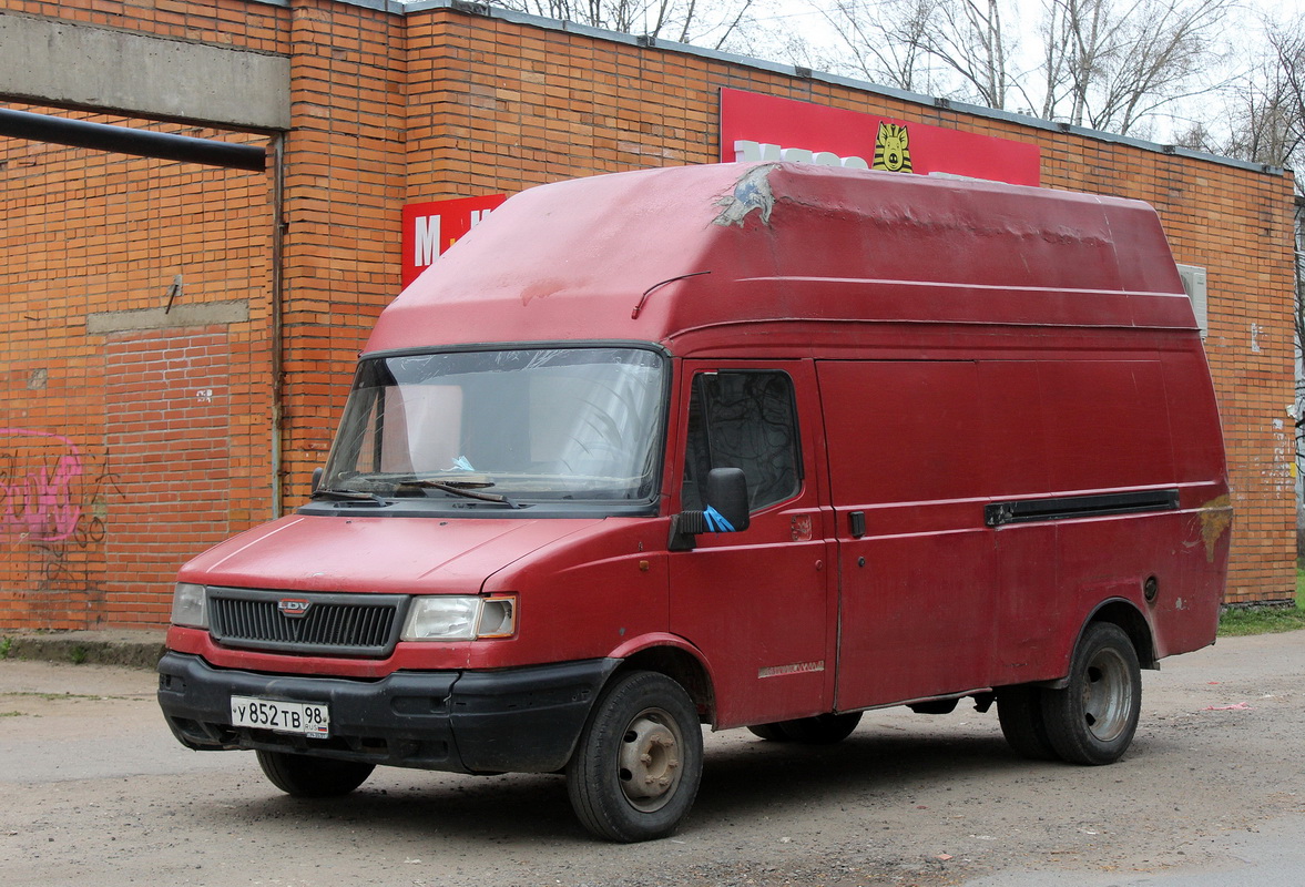 Псковская область, № У 852 ТВ 98 — Leyland (Общая модель)