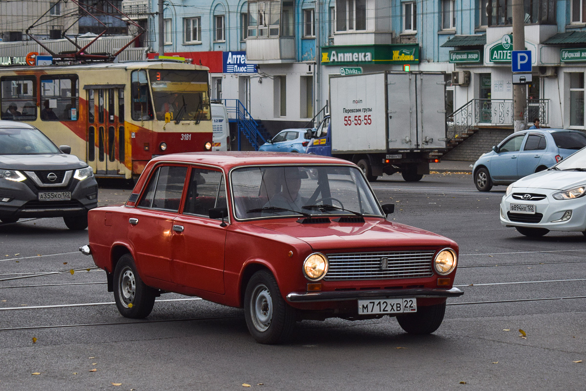 Алтайский край, № М 712 ХВ 22 — ВАЗ-21013 '77-88